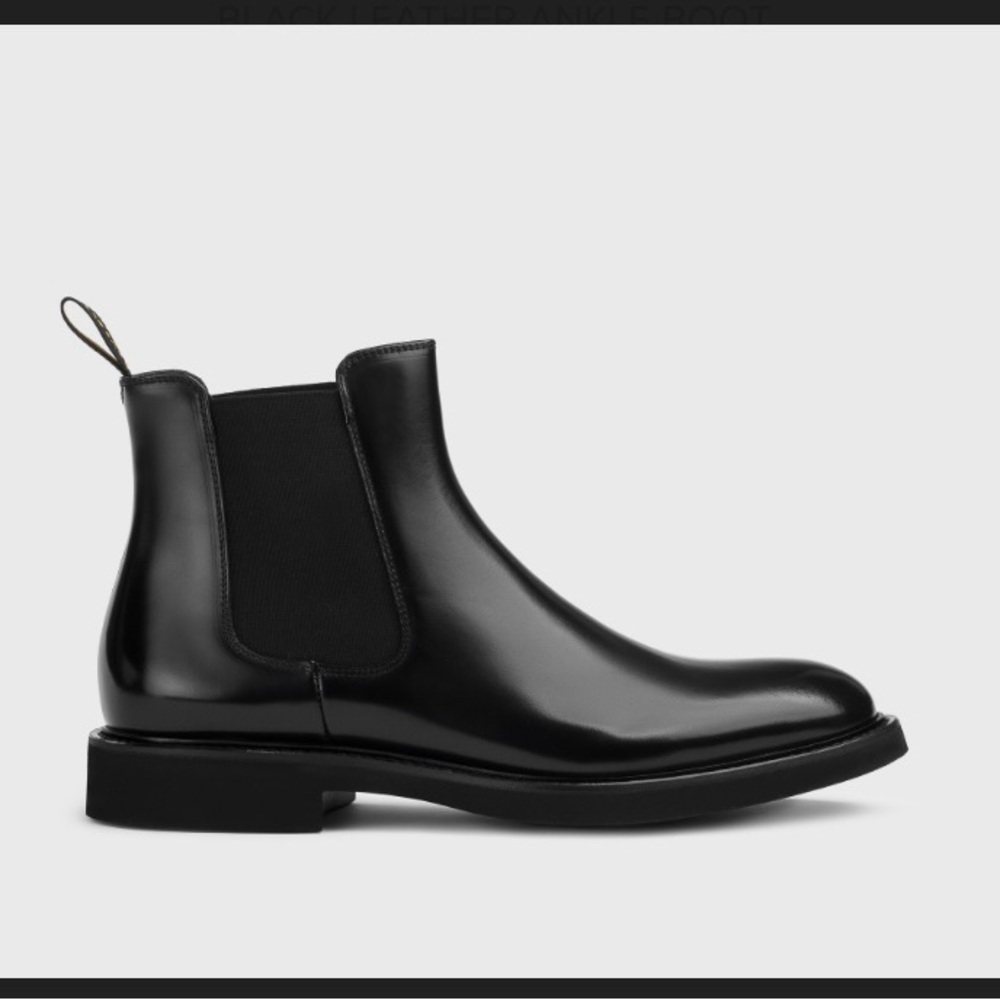 Doucal’s luxury Chelsea boot black size 41 or US 8